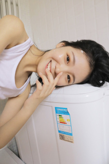 美女热舞